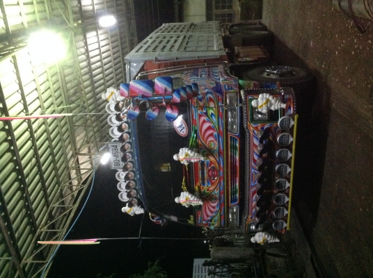 รถสวยทั้งคัน ยางใหม่10เส้น คันซีสีเดิมบริษัท ฮีโน่2K หัวแลบสีสวย ภาพในไม่ช้ำ เครื่องเดิมสวยมาก รถดั้ม ระบบลากพ่วงพร้อม