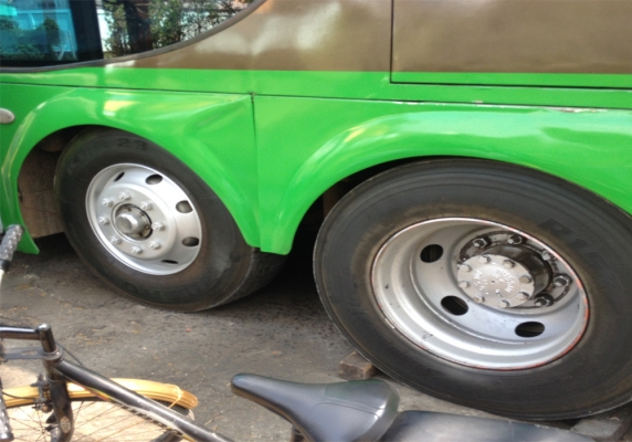 ขายด่วนรถบัส 8 ล้อแท้ 1,600,000 บาท ขายด่วนรถบัส 8 ล้อแท้ 1,600,000 บาท