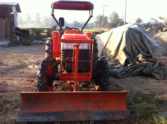 KUBOTA L4508 4x4 45แรงม้า พร้อมโอน เพาว์เวอร์ ใบดันหน้า KUBOTA L4508 4x4 45แรงม้า พร้อมโอน เพาว์เวอร์ ใบดันหน้า