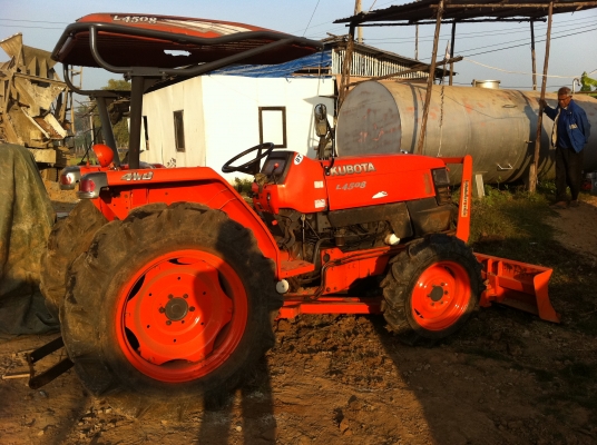KUBOTA L4508 4x4 45แรงม้า พร้อมโอน เพาว์เวอร์ ใบดันหน้า KUBOTA L4508 4x4 45แรงม้า พร้อมโอน เพาว์เวอร์ ใบดันหน้า