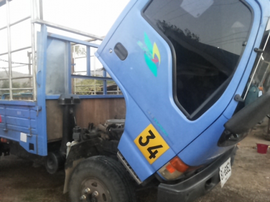 ลดราคาขายด่วน650000 ต่อลองได้6 ล้อ ISUZU NQR เทอร์โบอินเตอร์ พวงมาลัยเพาเวอร์ มีแอร์ รถสวยมากสภาพนางฟ้า