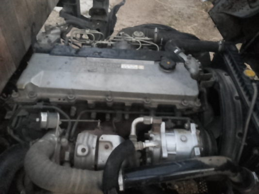 ลดราคาขายด่วน650000 ต่อลองได้6 ล้อ ISUZU NQR เทอร์โบอินเตอร์ พวงมาลัยเพาเวอร์ มีแอร์ รถสวยมากสภาพนางฟ้า