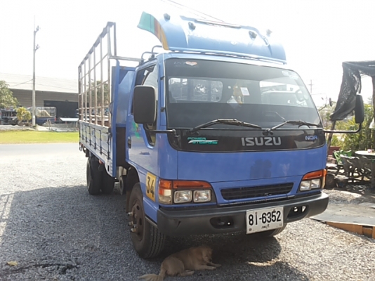ลดราคาขายด่วน650000 ต่อลองได้6 ล้อ ISUZU NQR เทอร์โบอินเตอร์ พวงมาลัยเพาเวอร์ มีแอร์ รถสวยมากสภาพนางฟ้า