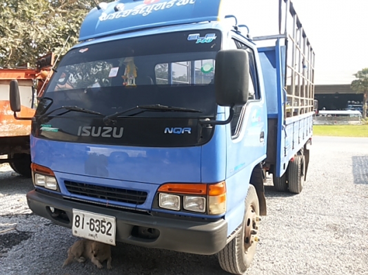 ลดราคาขายด่วน650000 ต่อลองได้6 ล้อ ISUZU NQR เทอร์โบอินเตอร์ พวงมาลัยเพาเวอร์ มีแอร์ รถสวยมากสภาพนางฟ้า