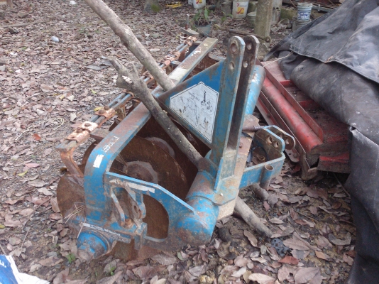 ขายรถไถ FORD 6610 2 เพลา เอกสารเล่มทะเบียน 3 จาน 7 จาน ราคา 420000