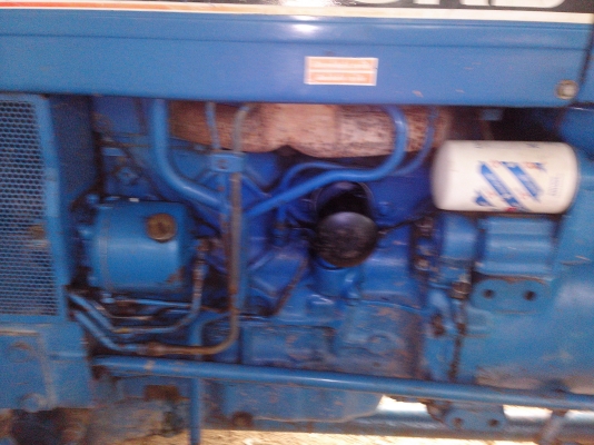 ขายรถไถ FORD 6610 2 เพลา เอกสารเล่มทะเบียน 3 จาน 7 จาน ราคา 420000