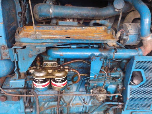 ขายรถไถ FORD 6610 2 เพลา เอกสารเล่มทะเบียน 3 จาน 7 จาน ราคา 420000