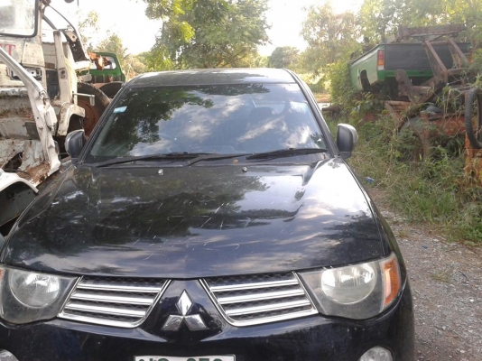 หัวเก๋งแค๊บ + กะบะ ..MITSU  TRITON