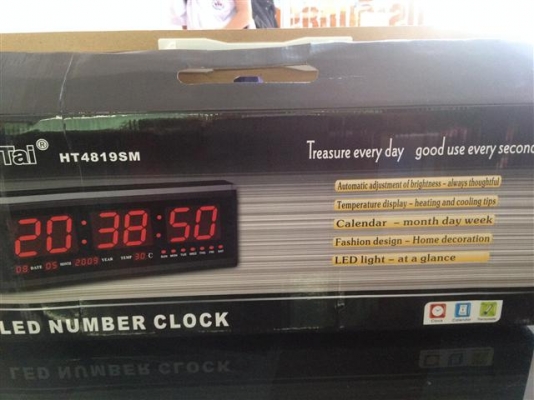 ขายนาฬิกา LED ติดพนัง ขนาดยาว 19 สูง 7 นิ้ว LEDสีเขียว ขายนาฬิกา LED ติดพนัง ขนาดยาว 19 สูง 7 นิ้ว LEDสีเขียว