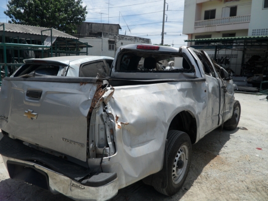 ขายซาก CHAVROLET COLORADO ปี12 พร้อมเล่มโอนลอย ขายซาก CHAVROLET COLORADO ปี12 พร้อมเล่มโอนลอย