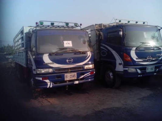ขายรถ10ล้อ hino megaเพลาเดียว  220แรงม้า ปี46 และสมอเงิน ปี43สองเพลา
