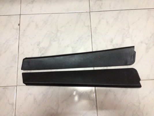 ขายชิ้นดำพลาสติกเสาประตูคู่หน้า2ชิ้น BMW e30 สภาพดี400บาท โทร0875077464โส กทม ขายชิ้นดำพลาสติกเสาประตูคู่หน้า2ชิ้น BMW e30 สภาพดี400บาท โทร0875077464โส กทม