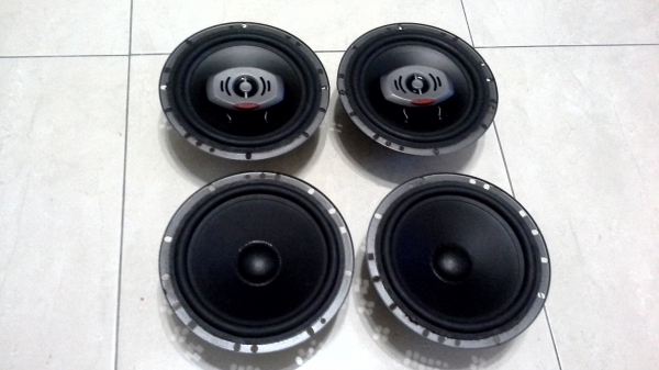 Boston ขนาด 6.5" แบบคู่แกนร่วมสองทางและคู่ Woofer