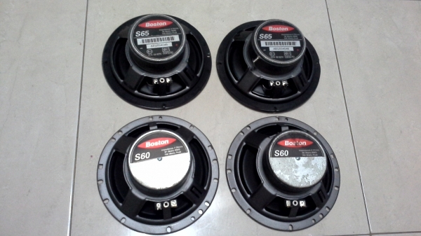 Boston ขนาด 6.5" แบบคู่แกนร่วมสองทางและคู่ Woofer