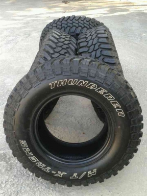 ขายยาง MUD 265/75R16 ปี 12 สภาพ 90\% ขายยาง MUD 265/75R16 ปี 12 สภาพ 90\%