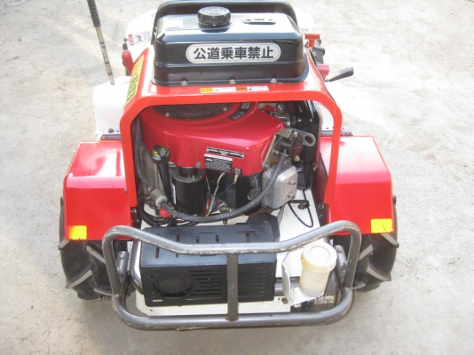 ขายรถตัดหญ้า OREC RM90V 14แรง พร้อมใช้งาน ขายรถตัดหญ้า OREC RM90V 14แรง พร้อมใช้งาน