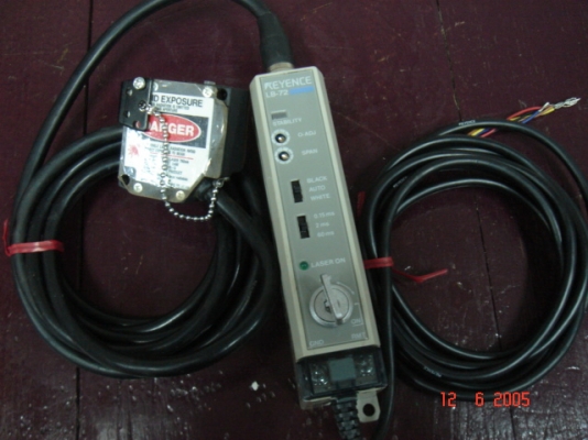 ขายอุปกรณ์ senser  ด้วยแสง laser E KEYENC