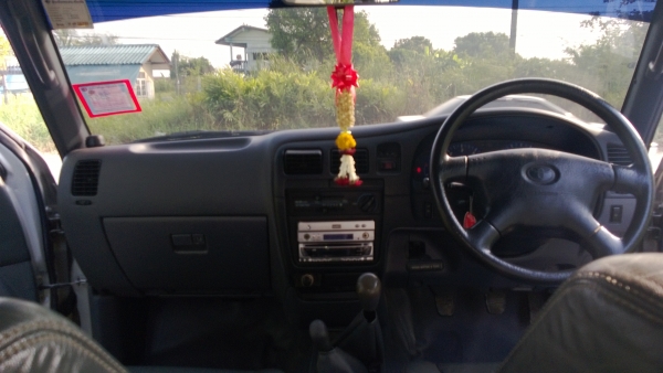 ขายด่วน! Toyota tiger 4wd 4ประตู เครื่อง3000 ขายด่วน! Toyota tiger 4wd 4ประตู เครื่อง3000