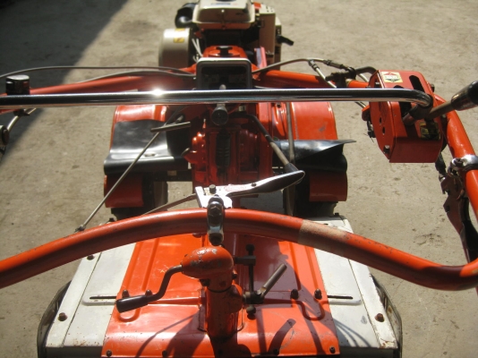 ขายรถพรวนดิน เตินตามKUBOTA T702 พร้อมใช้งาน ขายรถพรวนดิน เตินตามKUBOTA T702 พร้อมใช้งาน