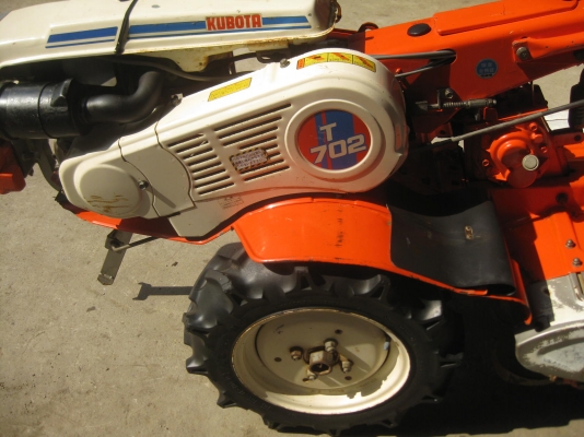 ขายรถพรวนดิน เตินตามKUBOTA T702 พร้อมใช้งาน ขายรถพรวนดิน เตินตามKUBOTA T702 พร้อมใช้งาน