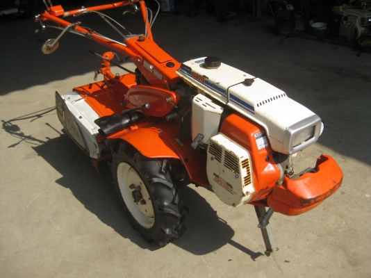 ขายรถพรวนดิน เตินตามKUBOTA T702 พร้อมใช้งาน ขายรถพรวนดิน เตินตามKUBOTA T702 พร้อมใช้งาน