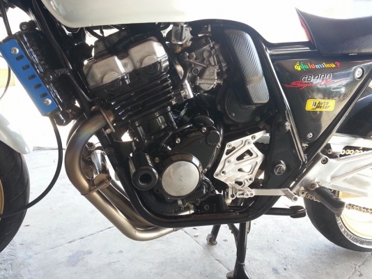 New!!!-- Honda cb400 ปี 93 สพม. รถสวยแต่งเพียบเติมน้ำมันขี่อย่างเดียว ท่อฟูลโยชิ