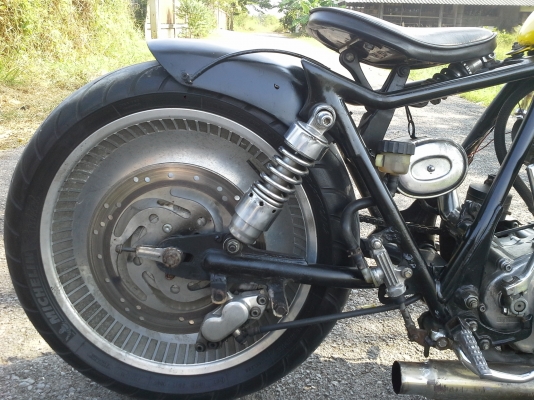 ขาย SR400 แต่งโอสคูล้อหน้า-หลังฮาเล่แท้ๆคับเครื่องดี เอกสาร ส.พ.มแท้