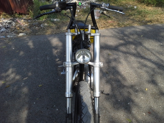 ขาย SR400 แต่งโอสคูล้อหน้า-หลังฮาเล่แท้ๆคับเครื่องดี เอกสาร ส.พ.มแท้