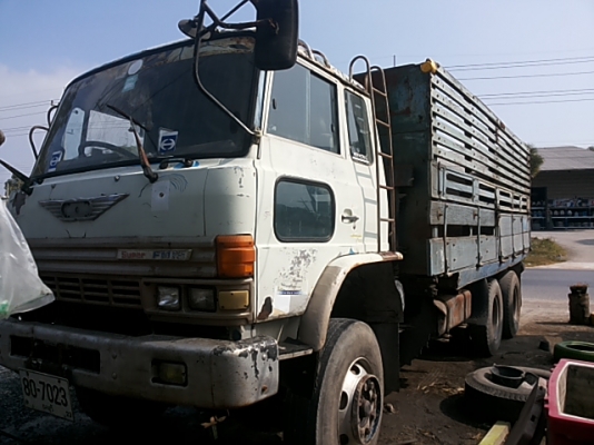 สิบล้อ hino Rt920 เครื่องEh700  เกียร์ho หัวF18 ทะเบียน ม79
