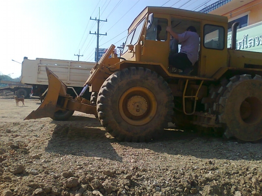 รถดันล้อหนาม รถจีน รถพร้อมใช้งาน ราคาต่อรองได้