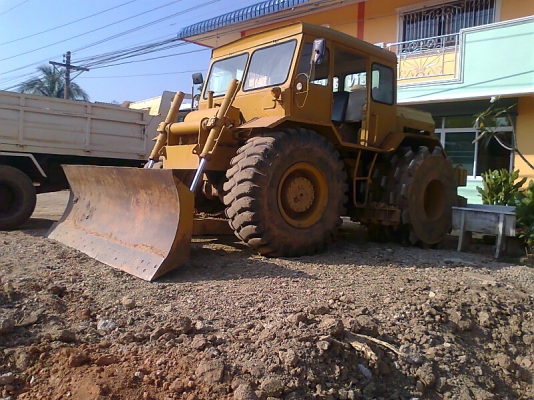 รถดันล้อหนาม รถจีน รถพร้อมใช้งาน ราคาต่อรองได้