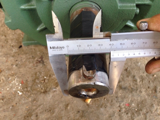 ขายมอเตอร์ Brook 20 HP. 1450 RPM. สภาพสวยวิ่งนิ่ม เดิมๆทำสีใหม่อย่างเดียว พร้อมใช้งาน ขาดฝาครอบหลักไฟ หาใส่ให้ได้ครับ