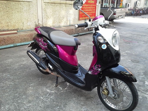 Fino ปี 55 วิ่ง 5,000 กม. สีฟ้า ขาว สวย เดิม เครื่องเยี่ยม ท้าพิสูจน์ Fino ปี 55 วิ่ง 5,000 กม. สีฟ้า ขาว สวย เดิม เครื่องเยี่ยม ท้าพิสูจน์