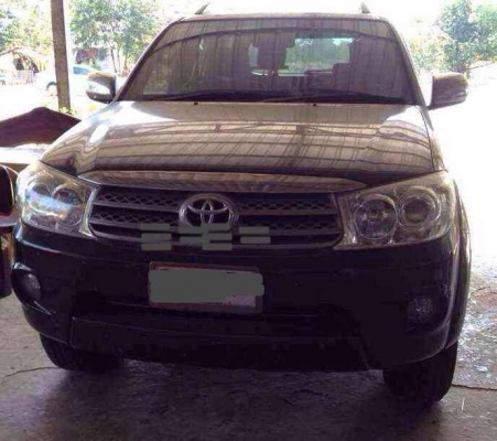 **700,000 บ.ต่อรอง**ขายTOYOTA FORTUNER 2.7V ปี52/09 ตัวท็อป AUTO ติดแก๊ส หน้า-หลังเดิมไม่เคยชน สีสันสวย ฟูลอ็อปชั่น ล้อแม็ก ยางสวย เลขทะเบียนสวย พร้อมใช้งาน ทะเบียนเต็ม เอกสารครบ ราคาต่อรองได้เ้ด้อ พี่น้องครับ
