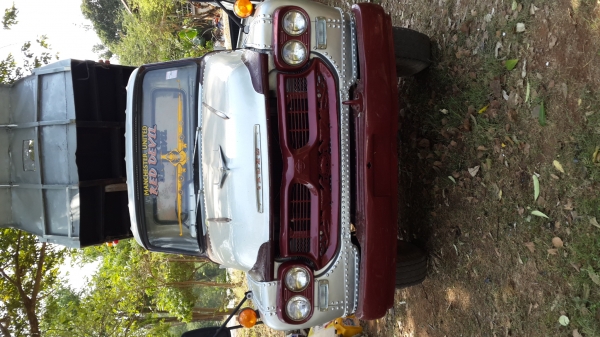 รถบรรทุกหัวยาว