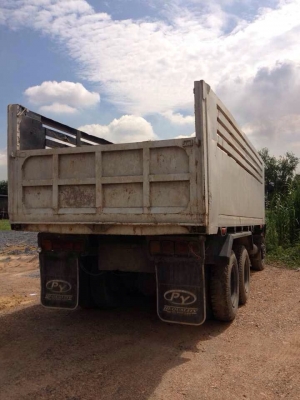 ขายรถบรรทุกสิบล้อดั๊มพ์ Isuzu jumbo วางเครื่อง 6HK turbo 240 แรง ยาง 70\% ทะเบียนพร้อม