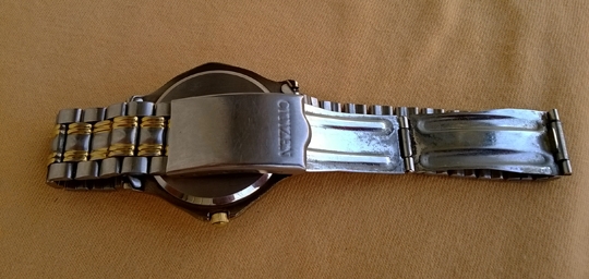 CITIZEN Quartz หน้าน้ำเงิน ช่องบอกวันที่หลักสาม สายเดิมสองกษัตริย์ CITIZEN Quartz หน้าน้ำเงิน ช่องบอกวันที่หลักสาม สายเดิมสองกษัตริย์