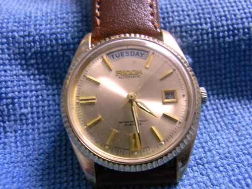 18ม.ค.((น้าเล็ก)) นำเสนอนาฬิกาข้อมือ 18ม.ค.((น้าเล็ก)) นำเสนอนาฬิกาข้อมือ