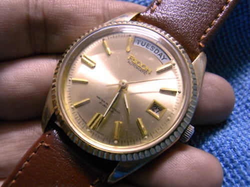 18ม.ค.((น้าเล็ก)) นำเสนอนาฬิกาข้อมือ 18ม.ค.((น้าเล็ก)) นำเสนอนาฬิกาข้อมือ