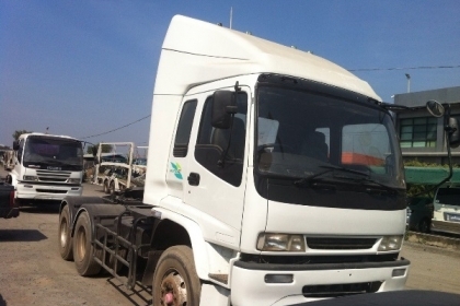 10 ล้อ หัวลาก ISUZU DECA 320 Euro2 ปี47 พร้อมกล่องควบคุมหัวลาก 10 ล้อ หัวลาก ISUZU DECA 320 Euro2 ปี47 พร้อมกล่องควบคุมหัวลาก