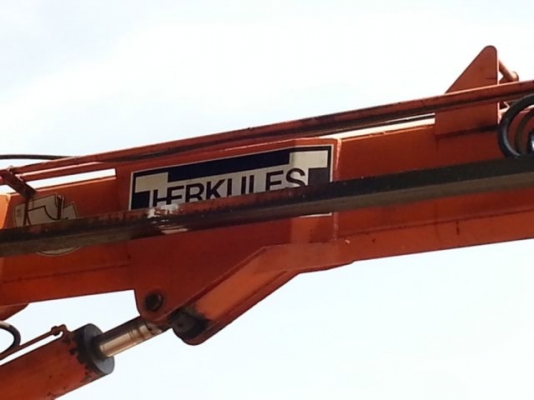 ขายรถหกล้อIsuzu rocky FTR พร้อมแท่นเจาะ Herkules RK17-214 พร้อมทะเบียน ขายรถหกล้อIsuzu rocky FTR พร้อมแท่นเจาะ Herkules RK17-214 พร้อมทะเบียน