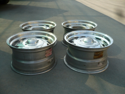 แม็กCENTER LINE แท้ 8x15