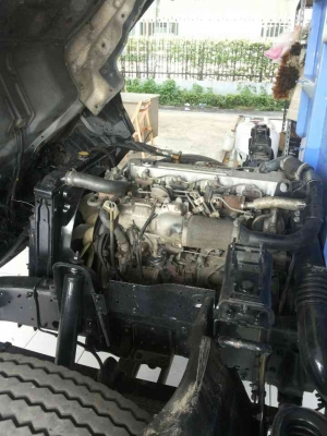 NPR ยาว4.20 ม.130 แรงม้า ปี48 NPR ยาว4.20 ม.130 แรงม้า ปี48