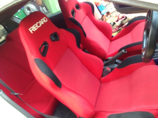 รถบ้าน CIVICเครื่องD15b V-tec ช่างล่างแน่น แอร์เย็นแม๊คสวย เบาะRECAROหาอยู่ไม่ผิดหวังครับราคานี้