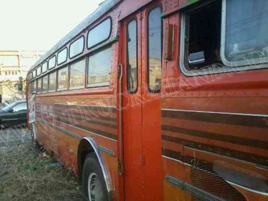 รถบัส ยี่ห้อ BENZ  ยาว12 เมตร