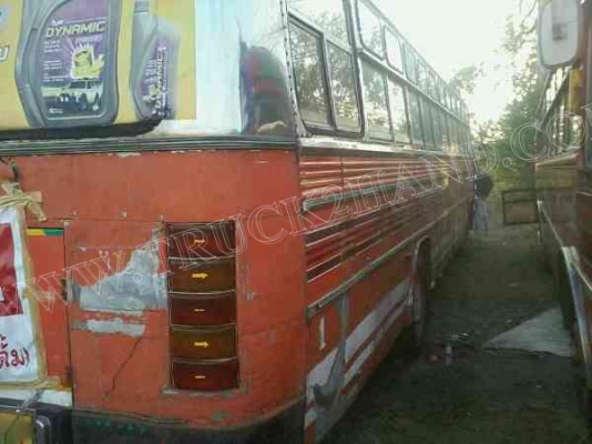 รถบัส ยี่ห้อ BENZ  ยาว12 เมตร