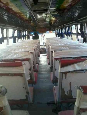 รถบัส ยี่ห้อ BENZ  ยาว12 เมตร