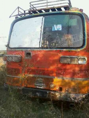 รถบัส ยี่ห้อ BENZ  ยาว12 เมตร