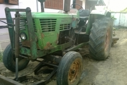 รถไถ ด้อยซ์ DEUTZ 6806 มีเอกสารอินวอยล์ มีใบดันหน้า และ ผาน 7 อย่างสวย ชอบราคาเท่าไรต่อรองได้ครับ..