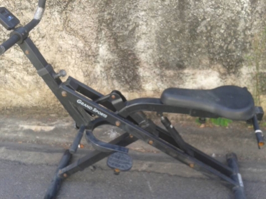 เครื่องออกกำลังกาย ลดหน้าท้อง ซิทอัพ และ แขน